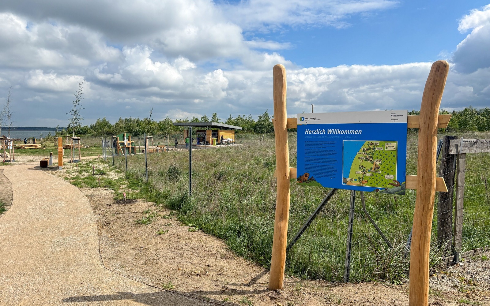 Informační centrum o přírodě u jezera Sedlitzer See, Foto: Julia Kussatz, Lizenz: Zweckverband Lausitzer Seenland Brandenburg